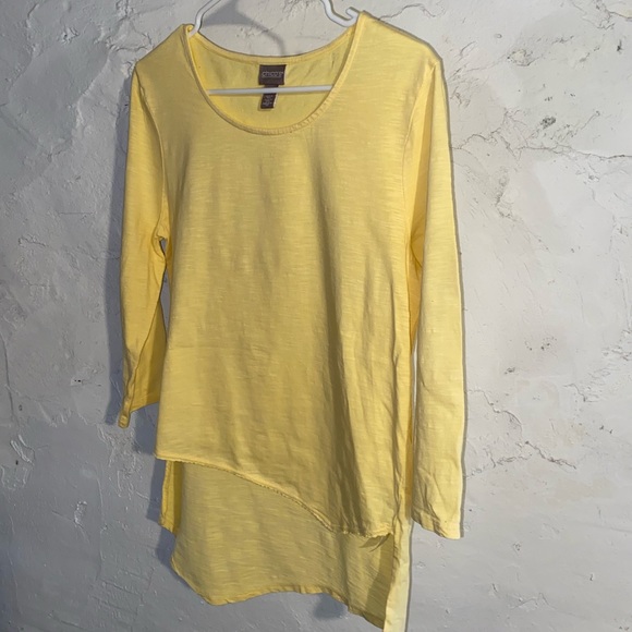 Chico’s ladies soft material top - Picture 2 of 3